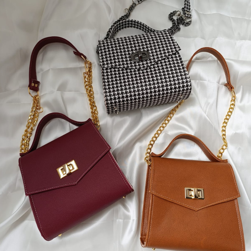 Bolsa Mão Preto e Branca